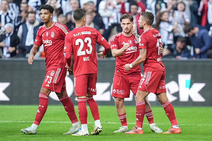 son-dakika-besiktas-konyasporu-2-golle-gecti-1729437872009.jpeg