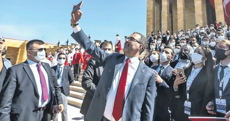 Anıtkabir’de gurur