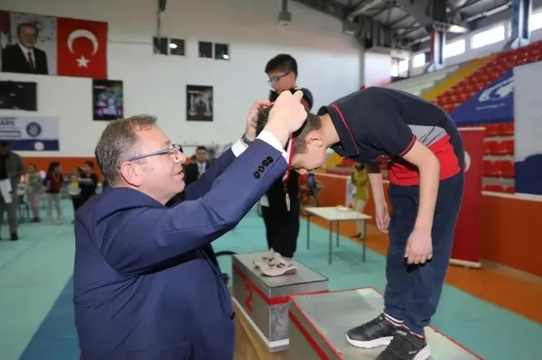karsda-zeka-oyunlari-etkinlikleri-duzenlendi-1713434259409.jpg