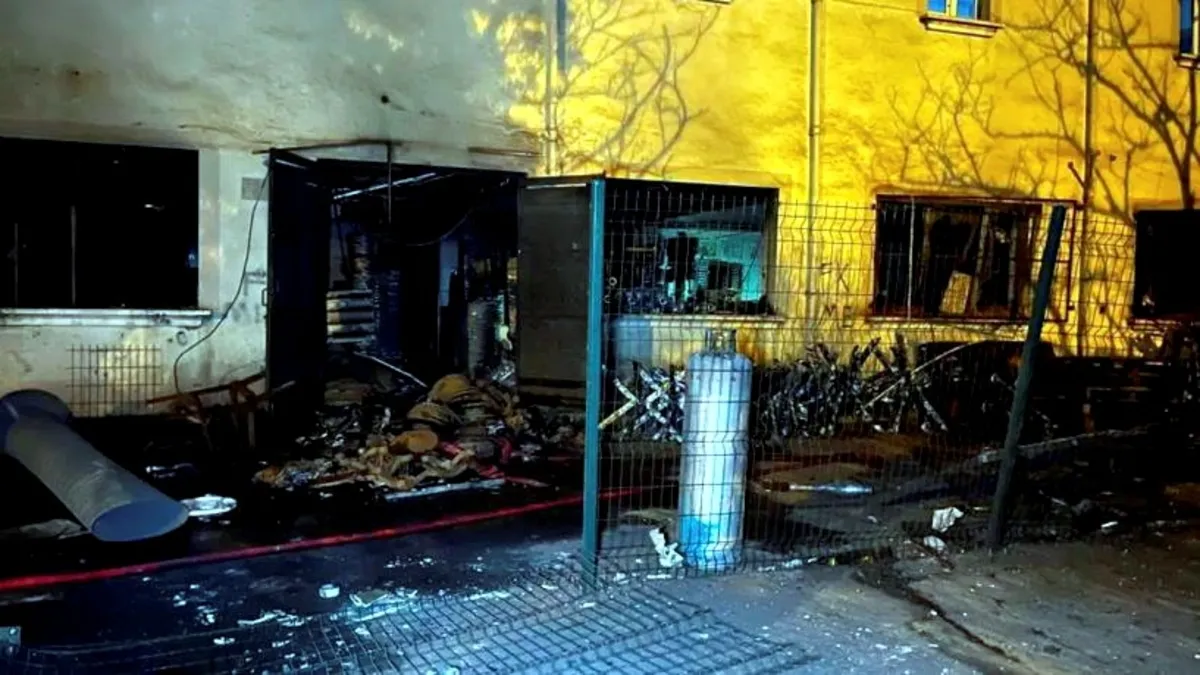 Metal fabrikasında sanayi tipi tüp patladı: 1’i ağır 3 işçi yaralandı Metal fabrikasında sanayi tipi tüp patladı: 1’i ağır 3 işçi yaralandı