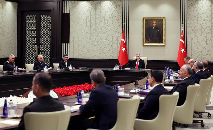 son-dakika-2023-yilinin-son-milli-guvenlik-kurulu-toplandi-iste-7-maddelik-mgk-bildirisi-1701279779877.jpg SON DAKİKA | 2023 yılının son Milli Güvenlik Kurulu toplandı: İşte 7 maddelik MGK bildirisi!