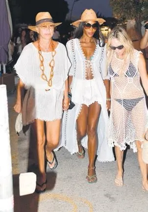 Bir dönemin efsane modeli Naomi Campbell Bodrum’da...