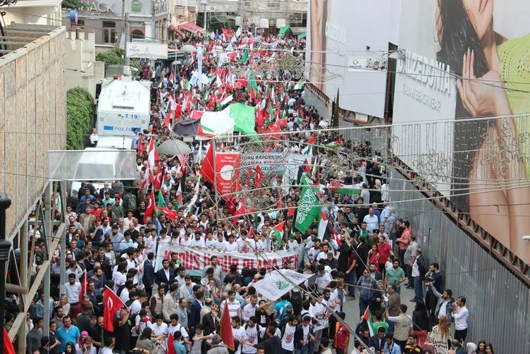 Mavi Marmara saldırısının 6. yıldönümünde Beyoğlun’da yürüyüş