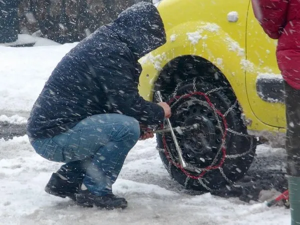 Karlı havada otomobil kullanma teknikleri