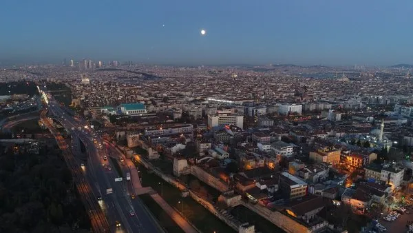 'Süper Ay' İstanbul semalarında