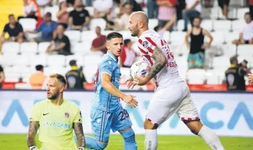 Alkışlar Bardhi’ye