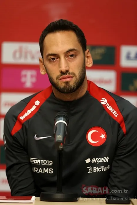 Daire fiyatına saat aldı! Milli futbolcu Hakan Çalhanoğlu’nun pırlanta işlemeli saati dudak uçuklattı!