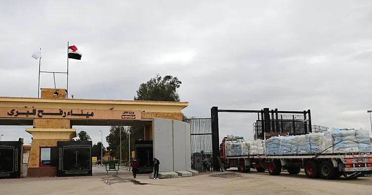 İsrail’den skandal Refah kararı: Sınır Kapısı yeniden geçişlere kapatıldı