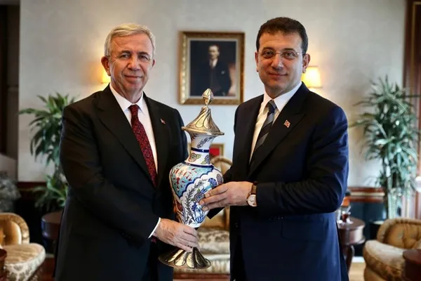 CHP'de 2'li savaş: Kılıçdaroğlu, Özel, Yavaş ve İmamoğlu... Rest çekti, bildiri yayınladı!