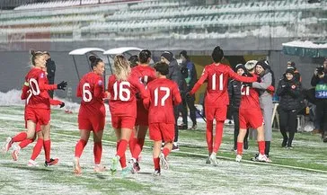 A Milli Kadın Futbol Takımı Litvanya’yı rahat geçti