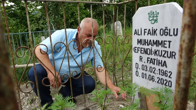 Ağabeyinin tabutundaki kan izinden şüphelenince savcılığa koştu... 5 kişi gözaltına alındı!