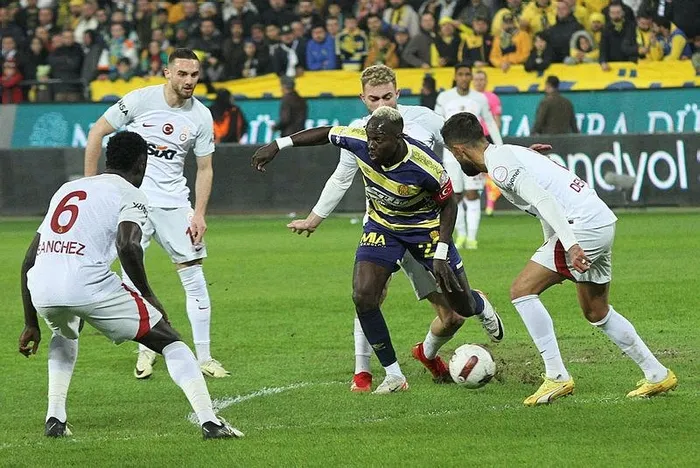 son-dakika-haberi-galatasaray-deplasmanda-ankaragucunu-3-0-maglup-etti-1708278784099.jpeg