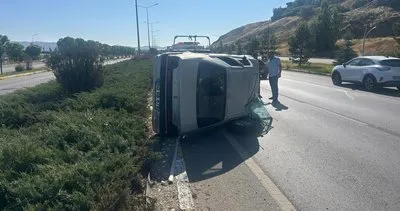 Sivas'ta otomobil devrildi! 2 yaralı #sivas
