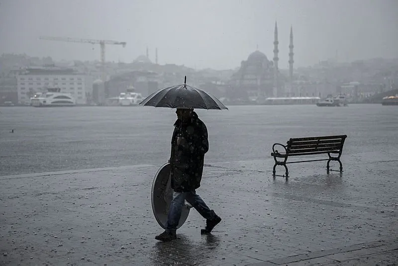 Meteoroloji’den 15 il için sarı kodlu uyarı! Önümüzdeki 4 güne dikkat: Sağanak, gök gürültülü sağanak…