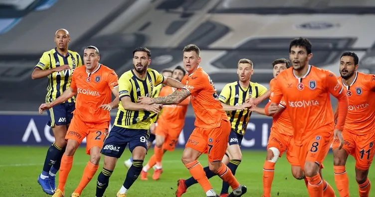 Fenerbahçe-Başakşehir maçında üst üste 3 kırmızı kart