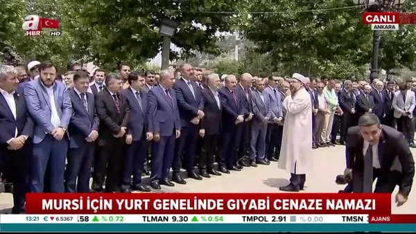 Muhammed Mursi için Ankara'da gıyabi cenaze namazı kılındı