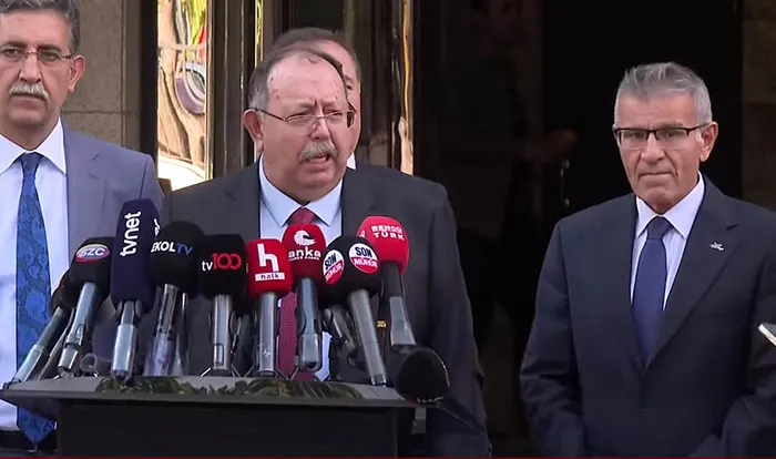 YSK ’CHP’ kararıyla ne demiş oldu? Şaibeli kurultay ile olağan kurultay süreçleri...