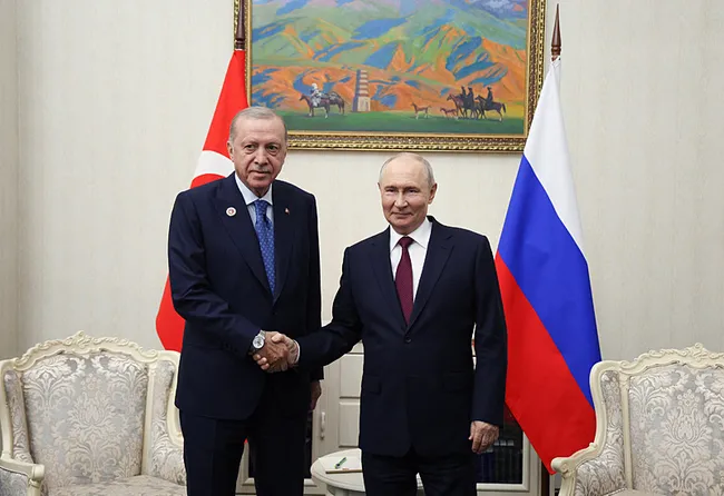 son-dakika-biskekte-erdogan-putin-zirvesi-baskan-erdogan-rusya-ile-enerji-birlikteligimiz-var-1788276051978.jpeg SON DAKİKA... Bişkek'te Erdoğan-Putin Zirvesi! Başkan Erdoğan: Rusya ile enerji birlikteliğimiz var