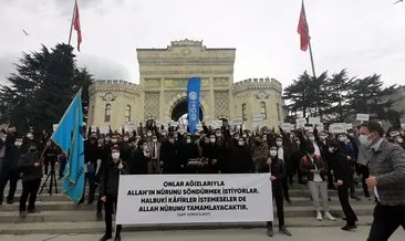 Kabe fotoğrafının Boğaziçi Üniversitesinde yere serilmesi Beyazıt’ta protesto edildi