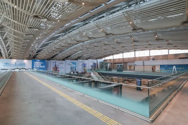 sabiha-gokcende-yeni-donem-basliyor-terminal-1-renovasyon-rrojesinin-ilk-fazi-yarin-hizmete-acilacak-1766911969315.jpg
