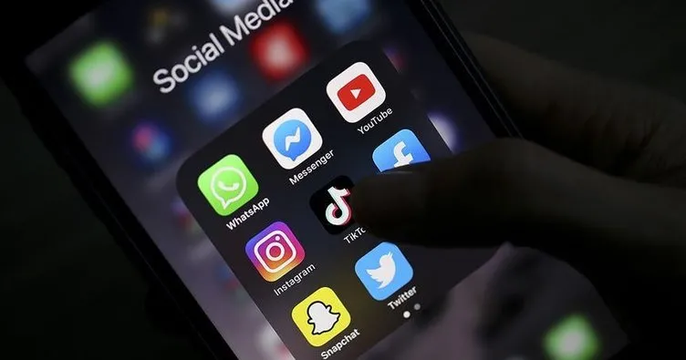 Fransa’da çocuklar için yeni sosyal medya yasası