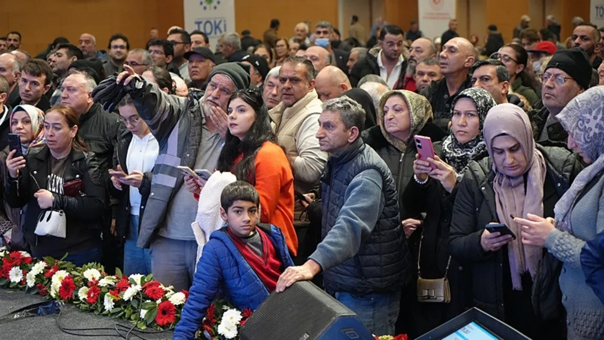 15 bin ailenin yeni yuva sevinci