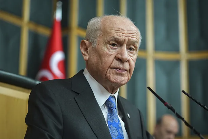 son-dakika-mhp-lideri-devlet-bahceliden-onemli-aciklamalar-1776758356068.jpg Son dakika | MHP lideri Devlet Bahçeli'den önemli açıklamalar: Geleceğimiz dijital kuşatma altında
