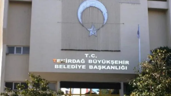 tekirdagda-kar-yagdi-buyuksehir-belediyesi-sinifta-kaldi-1768248438001.jpg