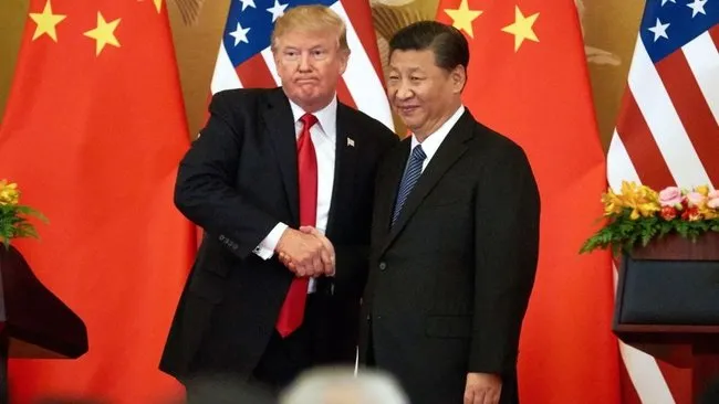 ABD Başkanı Trump tarih vererek duyurdu! Çin’e uygulanacak gümrük vergisini yüzde 155’e çıkardı