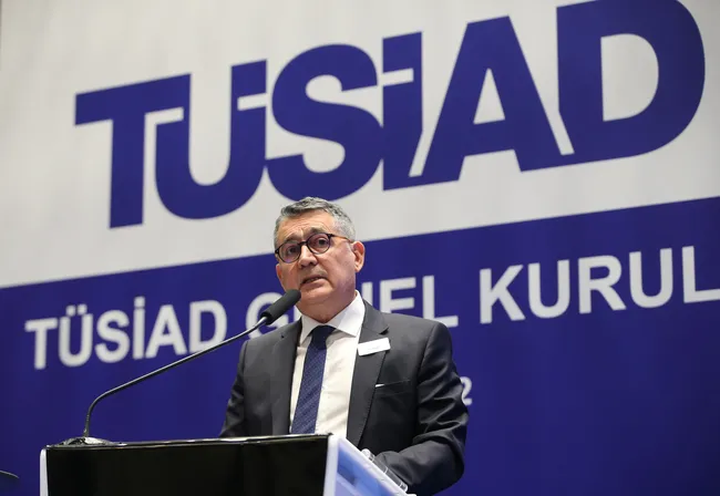 tusiad-davasinda-karar-baskanlara-1-yil-3-ay-hapis-cezasi-1772789525532.jpg TÜSİAD davasında karar: Başkanlara 1 yıl 3 ay hapis cezası
