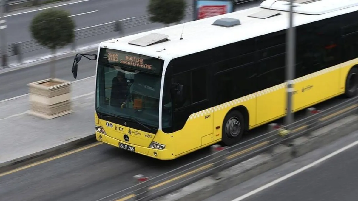 Yarın toplu taşıma ücretsiz mi? 19 Mayıs'ta metro, metrobüs, Marmaray ve otobüsler bedava mı?
