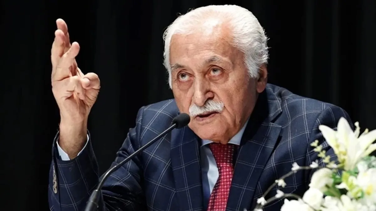 Yavuz Bülent Bakiler kimdir, neden öldü, hastalığı neydi? İşte Yavuz Bülent Bakiler hayatı, eserleri ve kariyeri