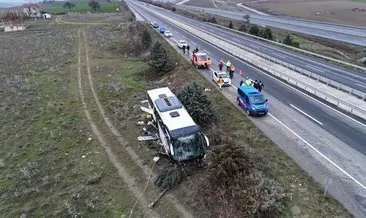 Karnaval dönüşü kabusa döndü: Çanakkale’de tur otobüsü devrildi, 37 yaralı #canakkale
