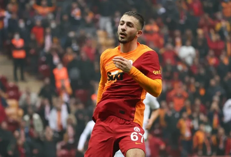 Göztepe maçındaki görüntüsü olay olmuştu! Halil Dervişoğlu’ndan eleştirilere flaş yanıt...