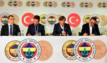 Fenerbahçe’de Phillip Cocu dönemi resmen başladı