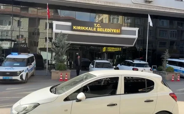 kirikkale-belediyesinde-imarda-ruhsat-rusveti-iddiasi-3-gozalti-1790843192912.jpg