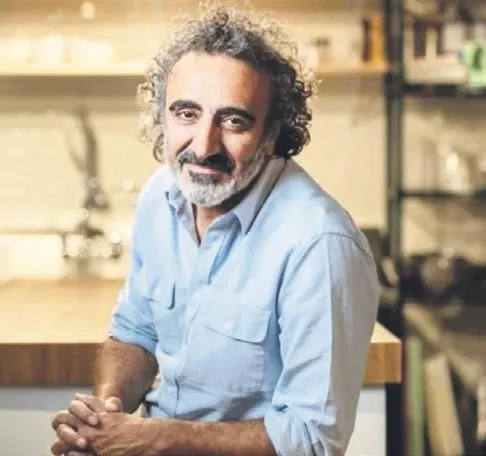 ABD’de yoğurt sattı İstanbul Boğazı’nda yalı aldı!