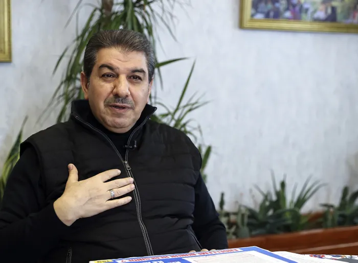 ibbnin-engelleniyoruz-iddialarini-tek-tek-curuttu-buyur-yap-elini-tutan-mi-var-1643448325840.jpg İBB'nin 'Engelleniyoruz' iddialarını tek tek çürüttü: Buyur yap elini tutan mı var!