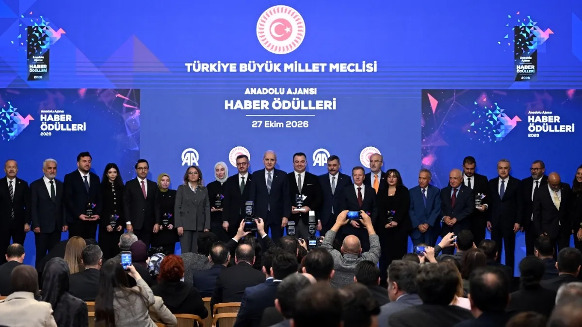 AA Haber Ödülleri sahiplerini buldu: Parlamento Özel Ödülü SABAH'a verildi! Ödül, Ali Ekeyılmaz’a