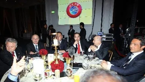 UEFA Kongresi gala yemeği yapıldı
