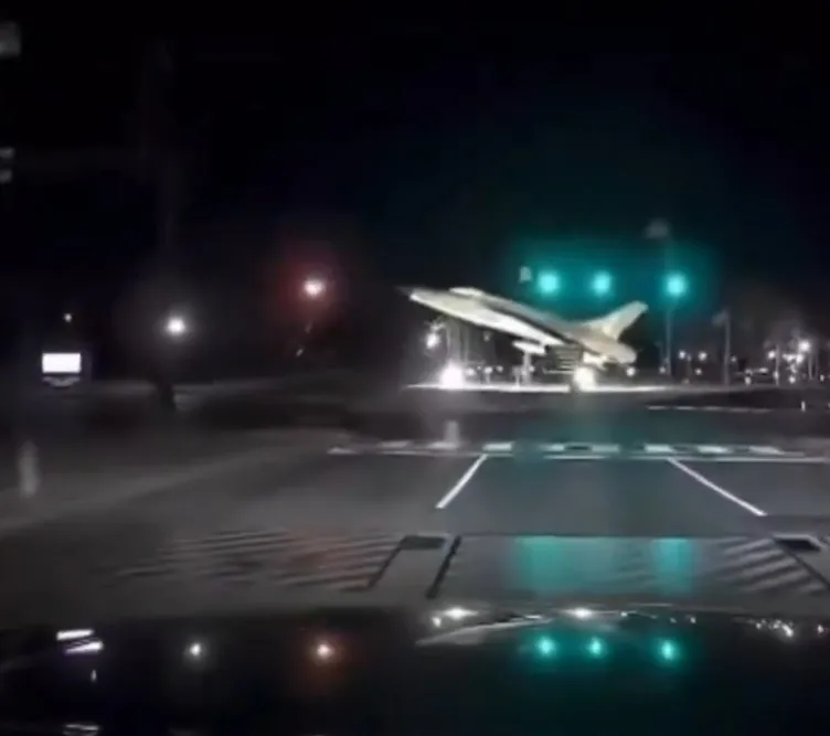 ABD’de korkunç uçak kazası | Sabotaj ihtimali gündemde: Trump’tan flaş açıklama: Helikopter neden dönmedi?