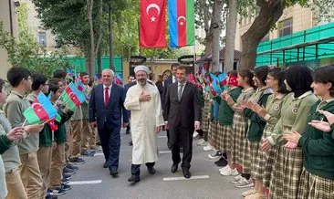 Diyanet İşleri Başkanı Erbaş’tan TDV Azerbaycan Bakü Türk Lisesi’ne ziyaret