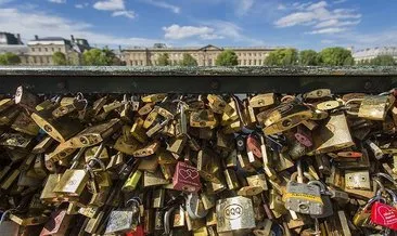 Paris Belediyesi aşk kilitlerini satıp sığınmacıları doyuracak