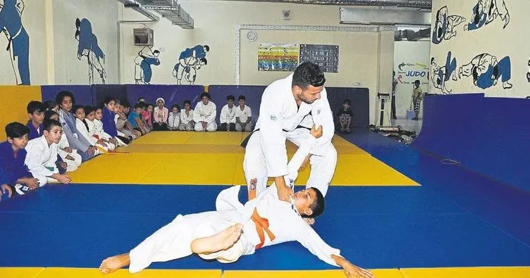 Kazan dairesi judo salonu oldu