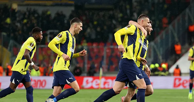 SLAVIA PRAG FENERBAHÇE | Fenerbahçe, Prag'da golcüleriyle kazandı! Avrupa'da 2.galibiyet... - Son Dakika Spor Haberleri