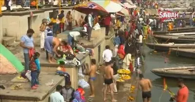 Binlerce Hindu Covid-19’a rağmen Ganj Nehri’ne girdi | Video