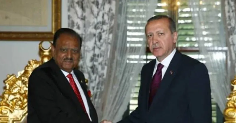 pakistan cumhurbaskani turkiye hep