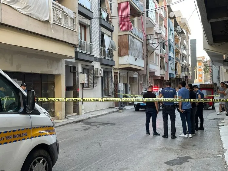 SON DAKİKA HABERİ! İzmir’de tüyler ürperten vahşet: Balkondan girip katliam yaptı: 2 kişi hayatını kaybetti