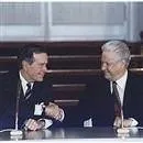 George Bush ve Boris Yeltsin  START-2 anlaşmasını imzaladılar