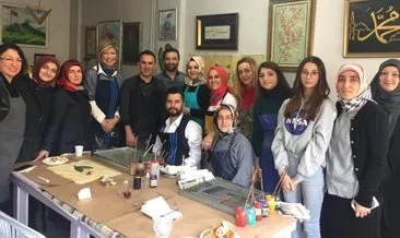 Ebru sanatına gönül verenler Trabzon’da buluştu
